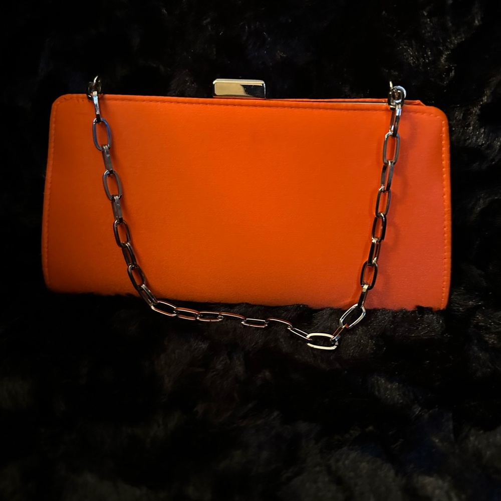Clutch purse